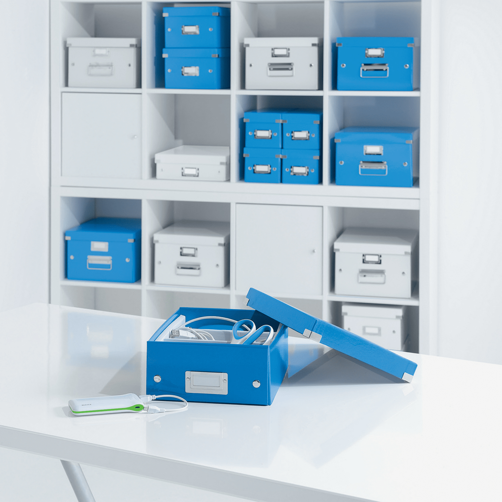 CUTIE DEPOZITARE MICA ALBASTRA CLICK&STORE LEITZ - imagine 4